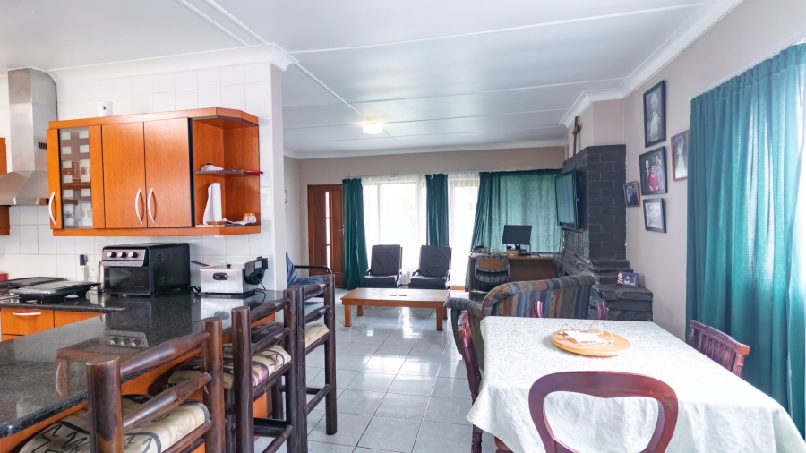 3 Bedroom Property for Sale in Cambridge Eastern Cape
